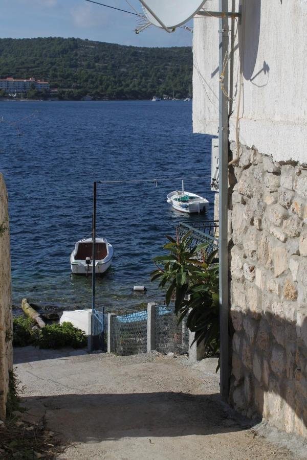 Apartments By The Sea Vis - 8525 Buitenkant foto