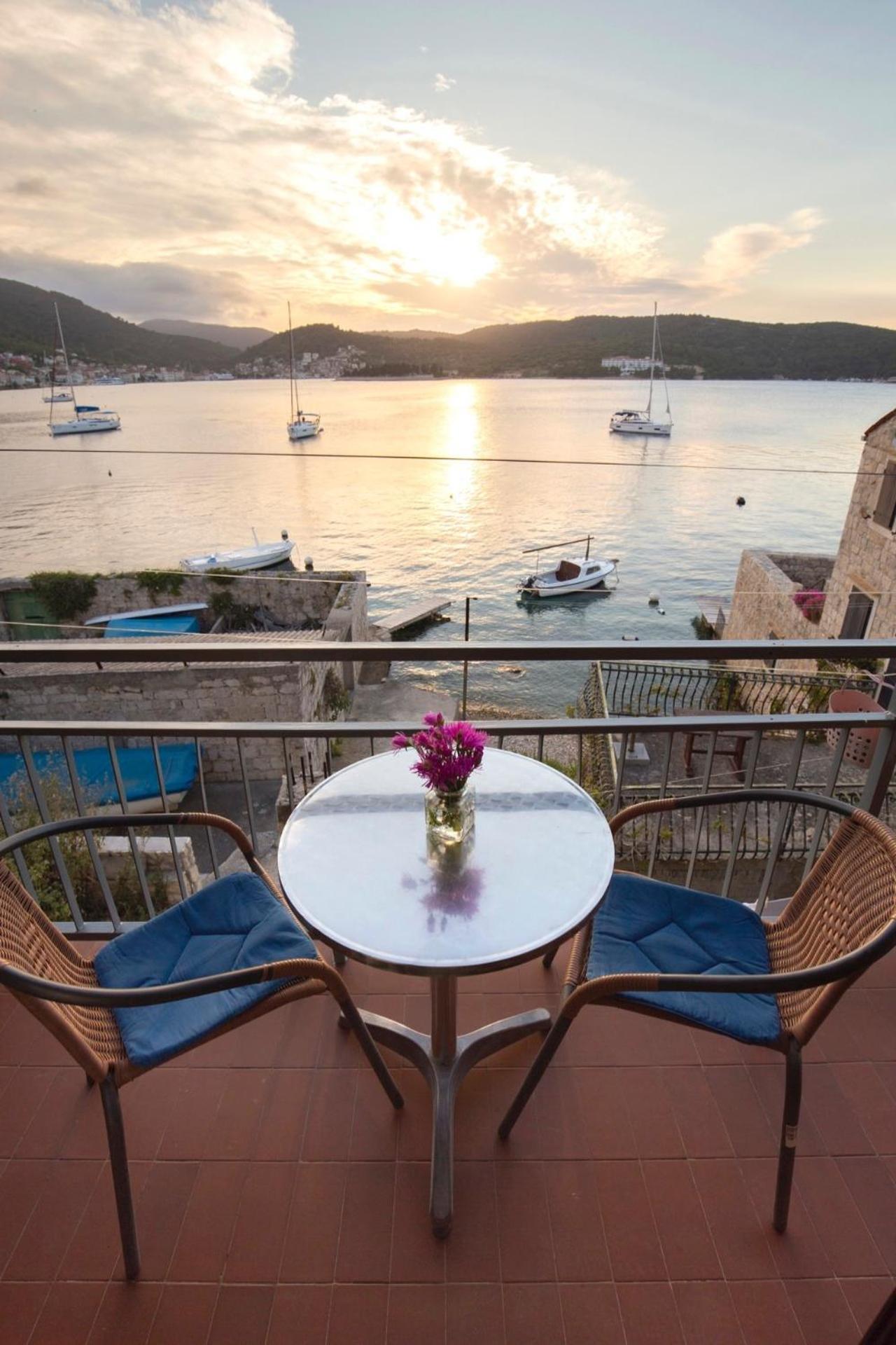 Apartments By The Sea Vis - 8525 Buitenkant foto