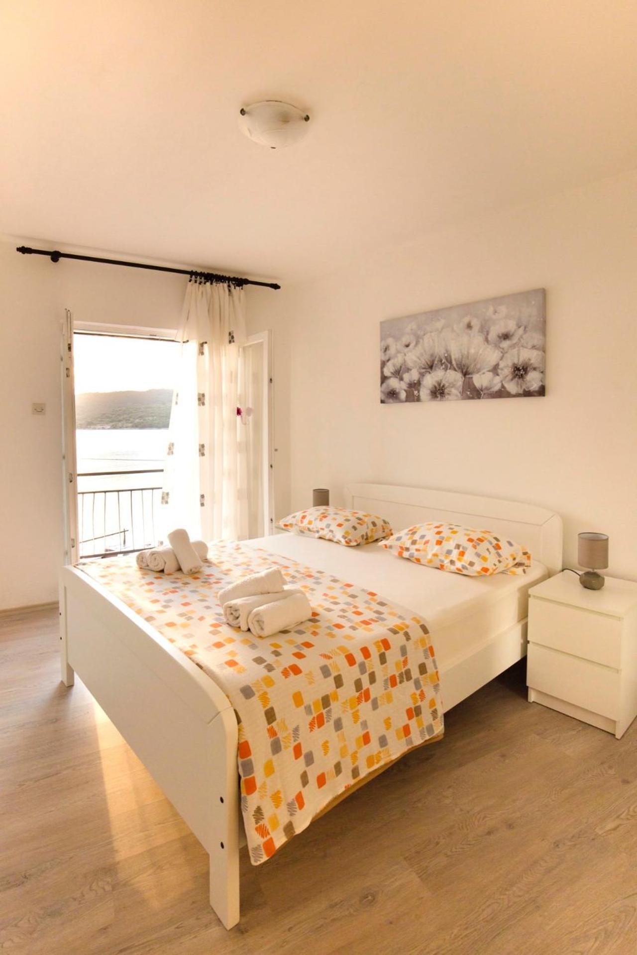 Apartments By The Sea Vis - 8525 Buitenkant foto